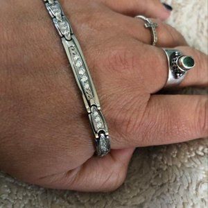 Silver CRYSTAL SLEEK Negative Ion Healing Bracelet